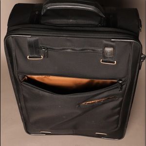 TUMI Expandable Alpha Ballistic 2-wheeled 22” Carry On Luggage